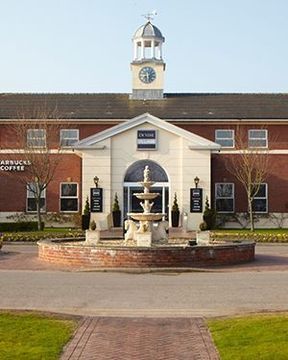 St Davids Park Hotel Chester Buitenkant foto