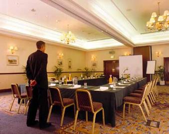 St Davids Park Hotel Chester Buitenkant foto